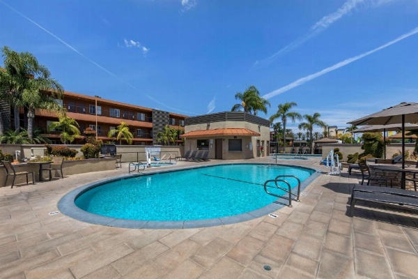 Best Western Plus Stovall's Inn image 15